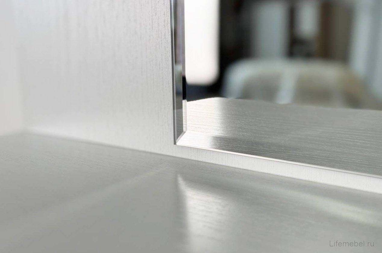 Зеркало Мерси белое дерево