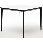 молочный / черный