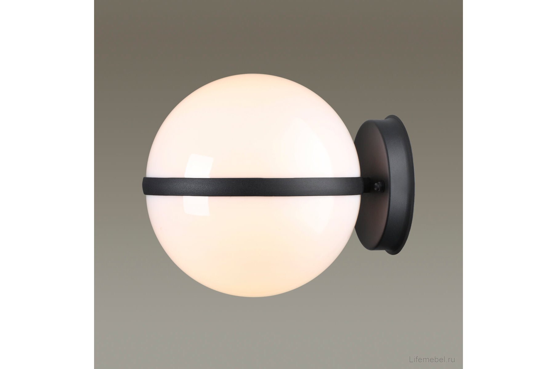 Уличный настенный светильник Lomeo 4832/1W