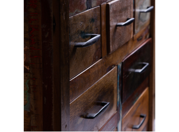 Комод Висну