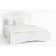 белое дерево