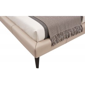 Двуспальная кровать GC1727