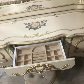 Туалетный столик Людовик