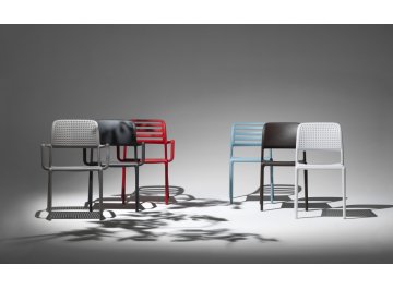 Кресло пластиковое Riva красный