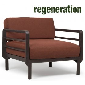 Кресло пластиковое с подушками Maximo Poltrona терра / корица