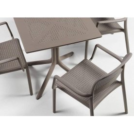 Пластиковый стол Clip