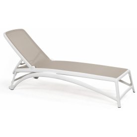 Шезлонг-лежак пластиковый Atlantico белый / тортора