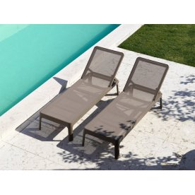 Шезлонг-лежак пластиковый Plano табак