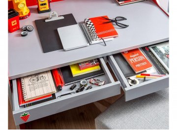 Письменный стол детский Race Сup