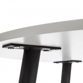 Деревянный стол Uranus