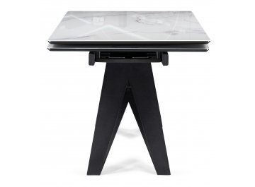 Стеклянный стол Блэкберн