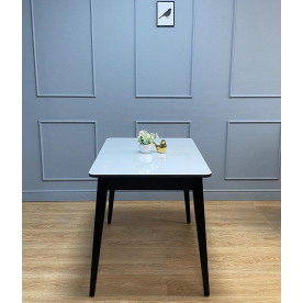 Стеклянный стол 1100 M