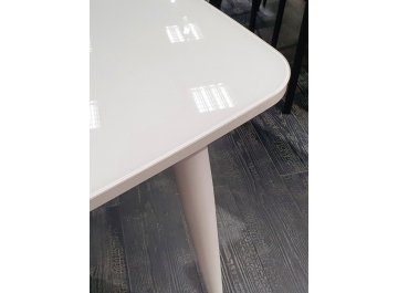 Стеклянный стол K1250