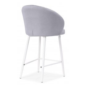 Полубарный стул Бэнбу