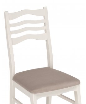 Деревянный стул Амадиу