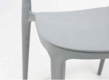 Пластиковый стул Olaf