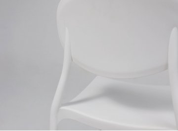 Пластиковый стул Peppi