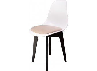 Пластиковый стул Сашш