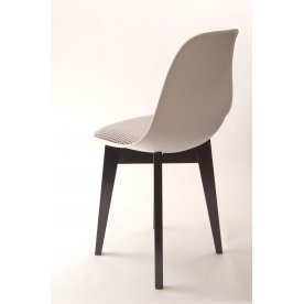 Пластиковый стул Сашш