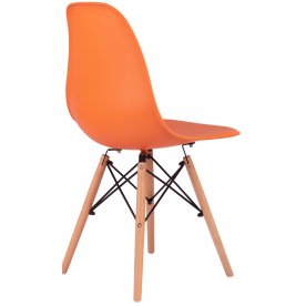 Пластиковый стул Eames