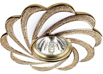 Встраиваемый светильник Pattern 370219