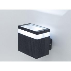 Уличный настенный светильник CLU0005