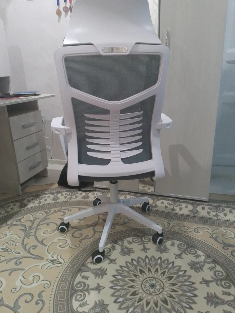 Компьютерное кресло Montana light gray / white фото покупателя 19