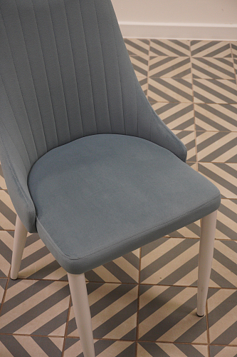 Стул на металлокаркасе Kora beige / black из шоурума 6