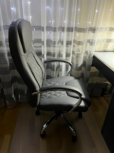 Компьютерное кресло Tron black фото покупателя 13