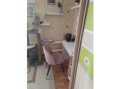 Стул на металлокаркасе Gabi 1 бежевый / черный с серебряными наконечниками фото покупателя 491