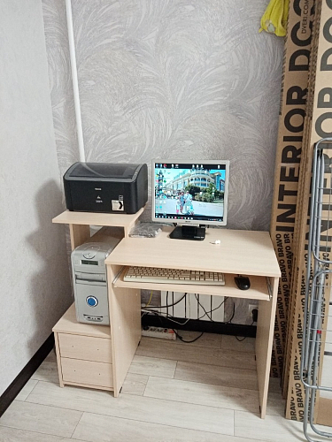 Стол компьютерный Джаз-24 правый белый фото покупателя 151