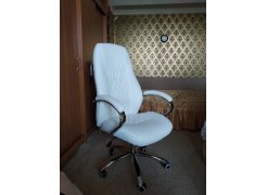 Компьютерное кресло Aragon белое фото покупателя 287