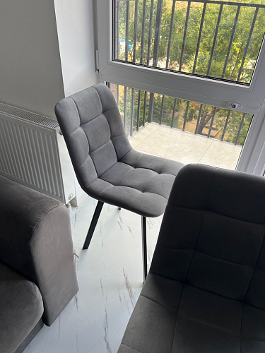 Стул на металлокаркасе Чилли К светло-серый велюр / черный каркас фото покупателя 370