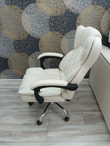 Компьютерное кресло Kolson black фото покупателя 76