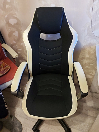 Компьютерное кресло Gamer черное / бежевое фото покупателя 74