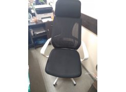 Компьютерное кресло Golem dark gray / white фото покупателя 55