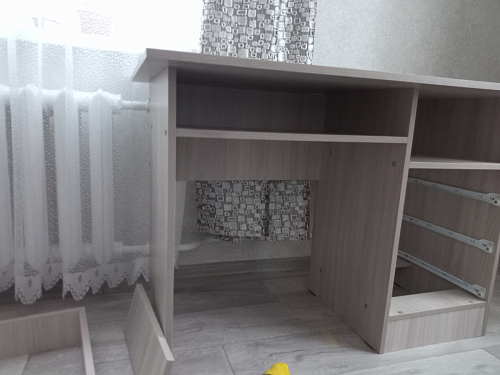 Стол письменный Бриз МДФ волна лайм / ясень светлый фото покупателя 106