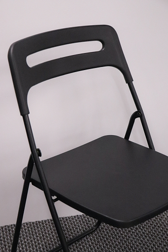 Пластиковый стул Fold складной blue из шоурума 2