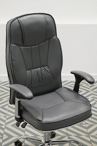 Компьютерное кресло Vestra cream из шоурума 1