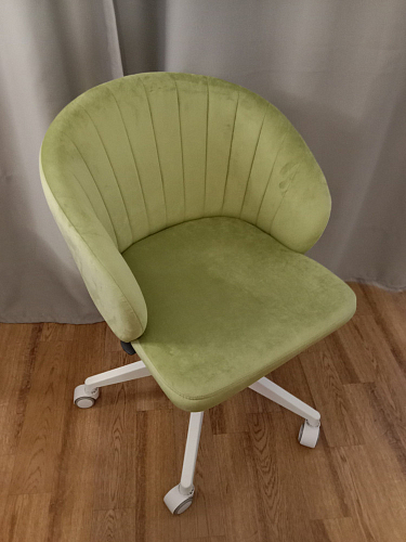 Компьютерное кресло Пард экокожа белый фото покупателя 255