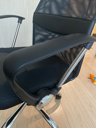 Компьютерное кресло ARANO черное фото покупателя 237