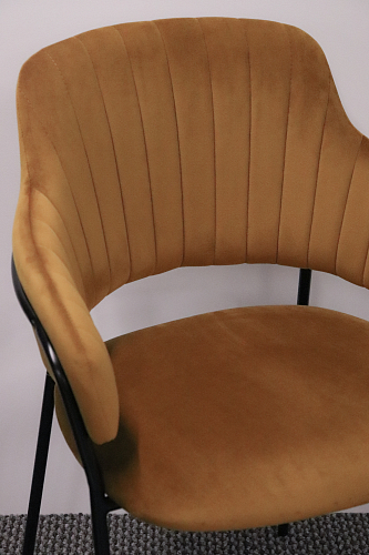 Стул на металлокаркасе Инклес желтый / черный глянец из шоурума 2