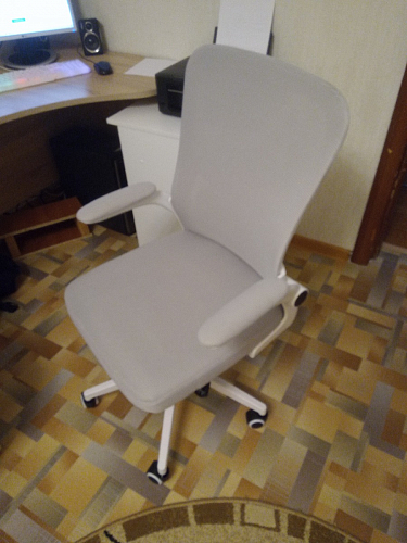 Компьютерное кресло Konfi light gray / blue / white фото покупателя 273