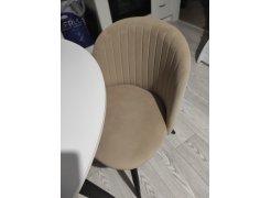 Стул на металлокаркасе Gabi 1 бежевый / черный с серебряными наконечниками фото покупателя 428