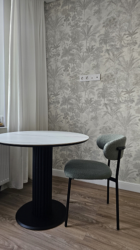 Стеклянный стол Кэмерон 110х110х75 серый / черный фото покупателя 5