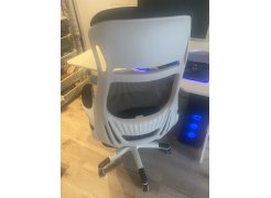 Компьютерное кресло Burgos белое фото покупателя 2