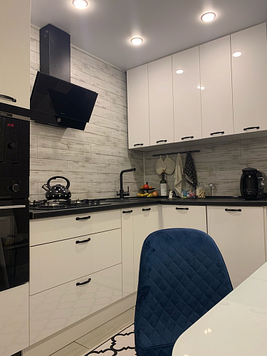 Стул на металлокаркасе Capri dark beige / white фото покупателя 88