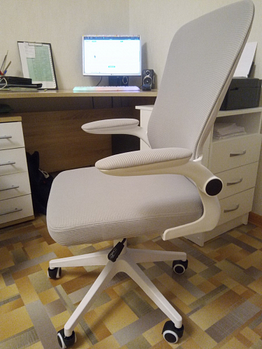 Компьютерное кресло Konfi light gray / white фото покупателя 293