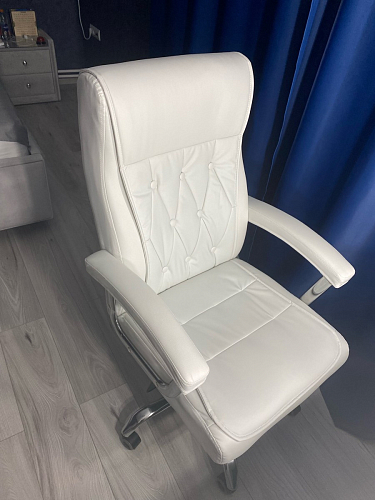 Компьютерное кресло Class white фото покупателя 70