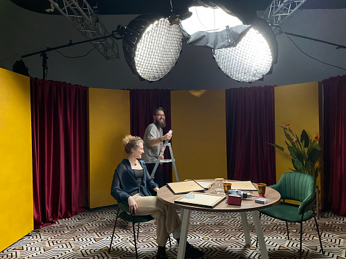 Стул на металлокаркасе Инклес дымчатый / черный глянец фото покупателя 10